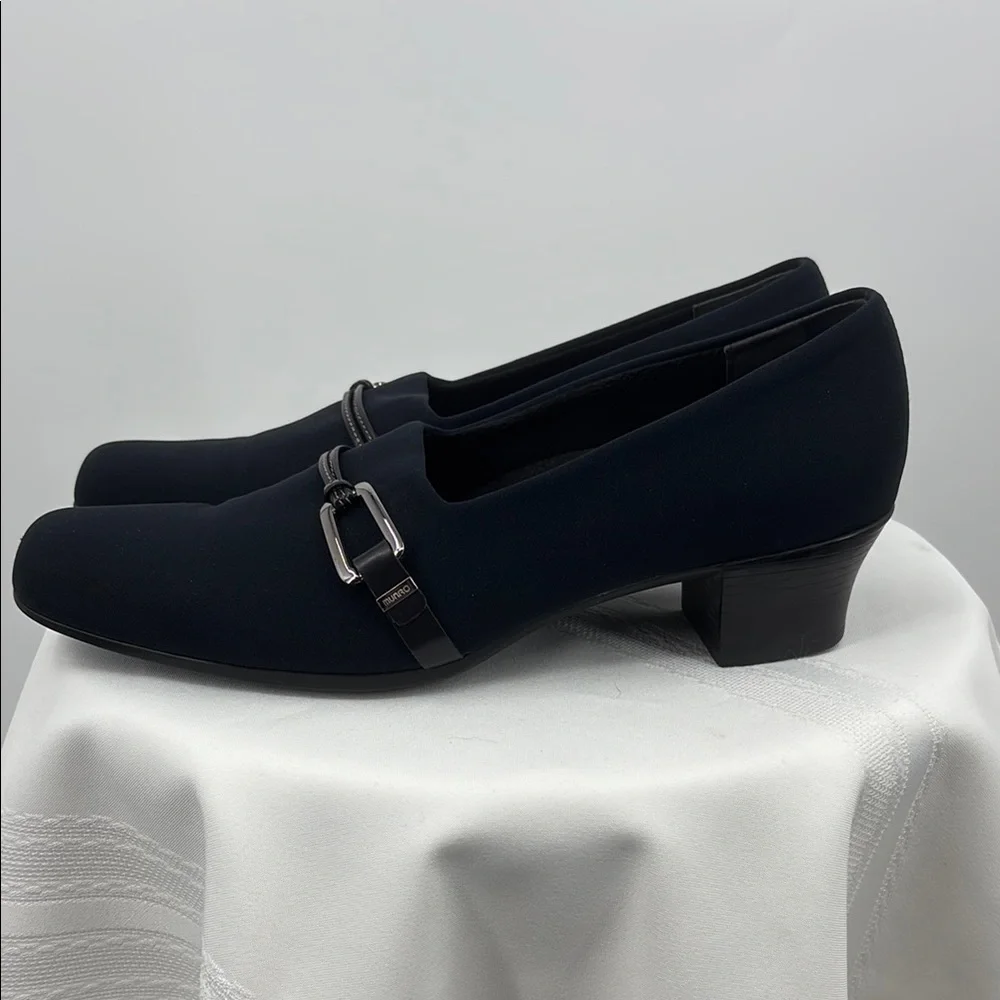 Munro Elegant Black Women's Heels, Size 9.5 - Picture 3 of 6